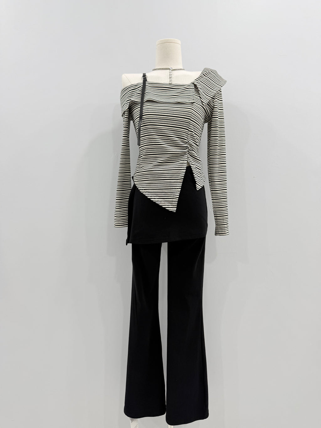 Stripe One-Off Shoulder Top