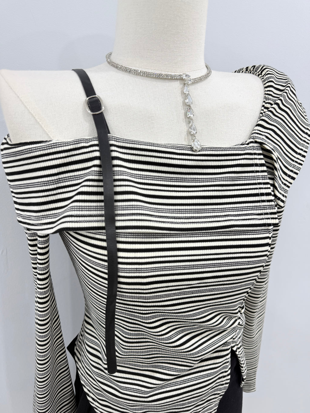 Stripe One-Off Shoulder Top