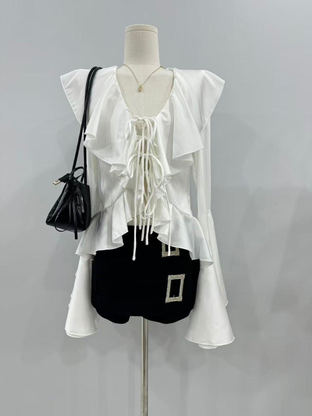White Silky Bl